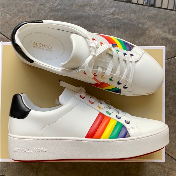 MICHAEL KORS POPPY LACE UP NAPPA PU OPTICWHT/BLK - Picture 15 of 16